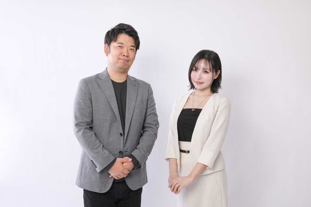 （写真：株式会社HELLO base 代表取締役：渡邉一史／進藤もも氏）